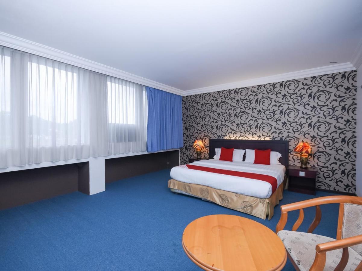 Super Oyo 89604 City Home Stay Miri Bagian luar foto