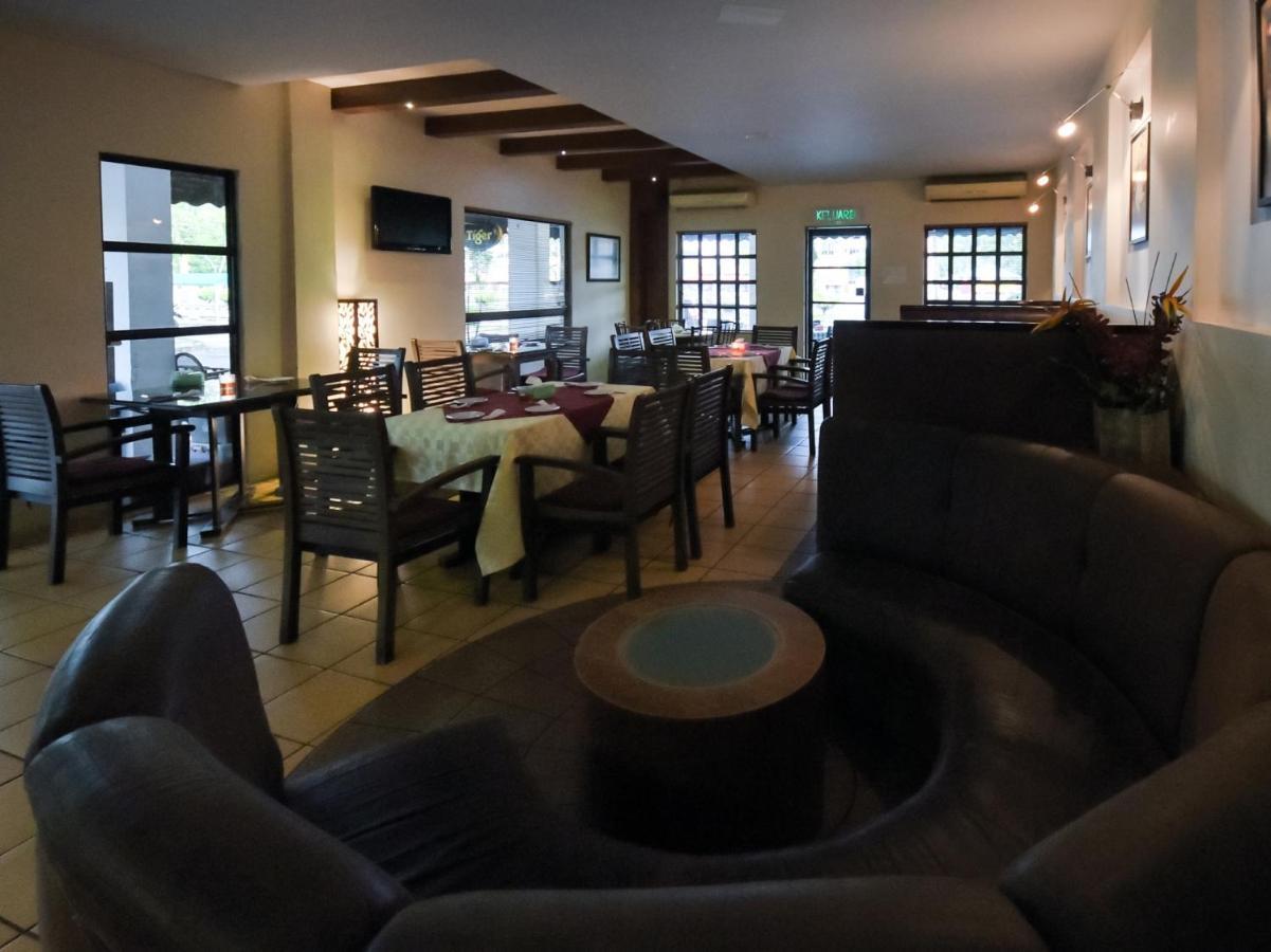 Super Oyo 89604 City Home Stay Miri Bagian luar foto